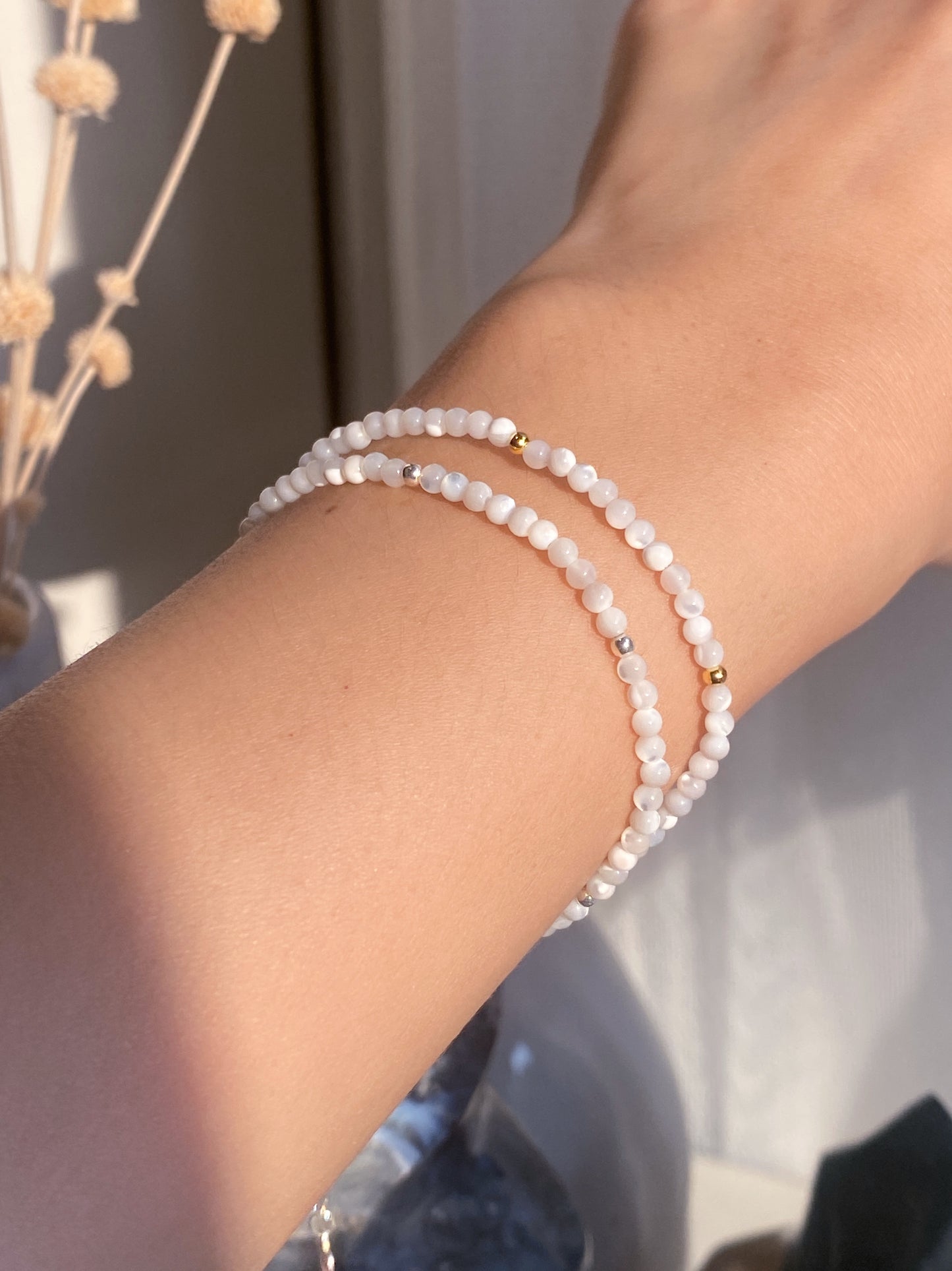Care Band White Conch Bracelet