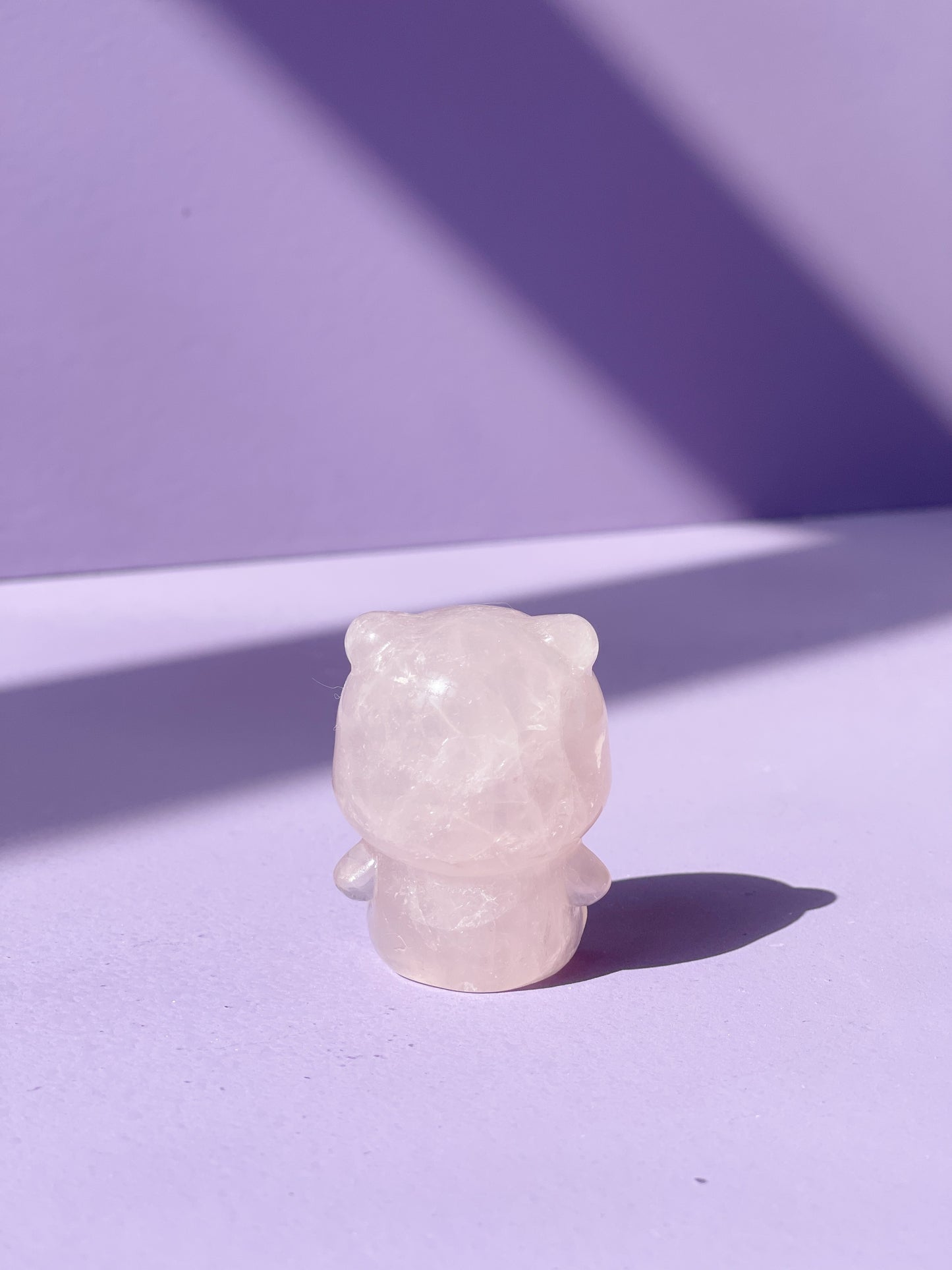 Rose Quartz Sitting Clover Bear