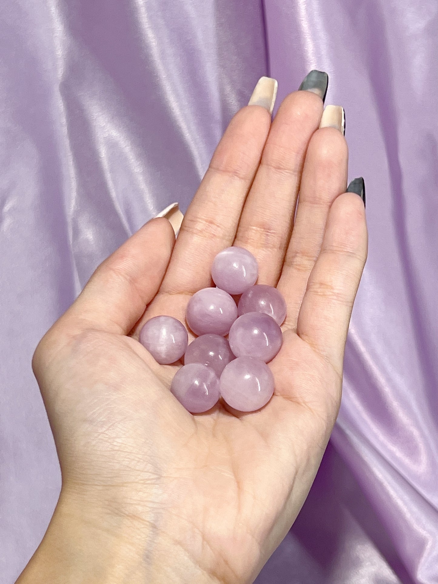 High Quality Kunzite Sphere (13-14mm)