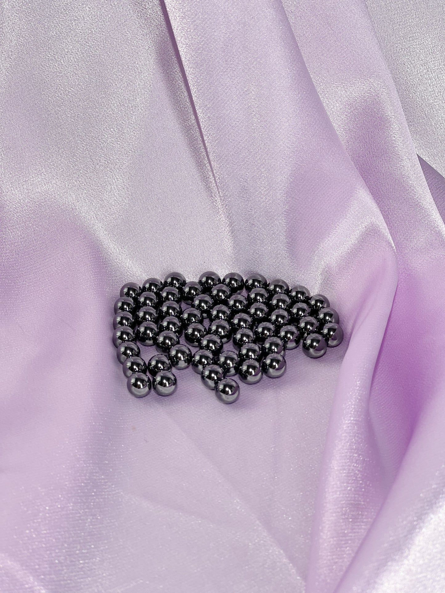 Locket Spheres (8mm)