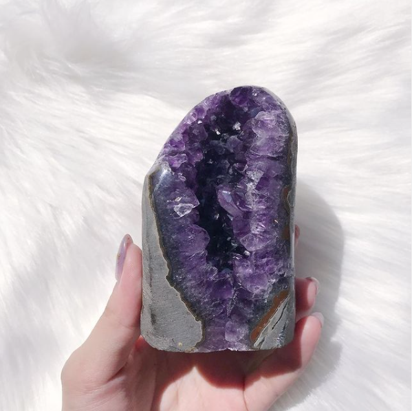 amethyst healing crystals