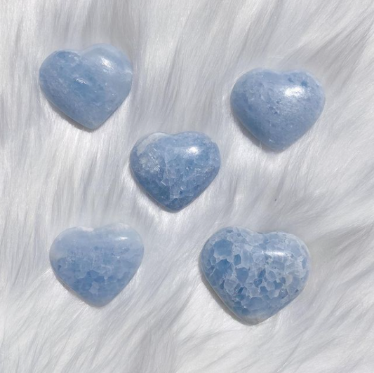 blue calcite healing crystals