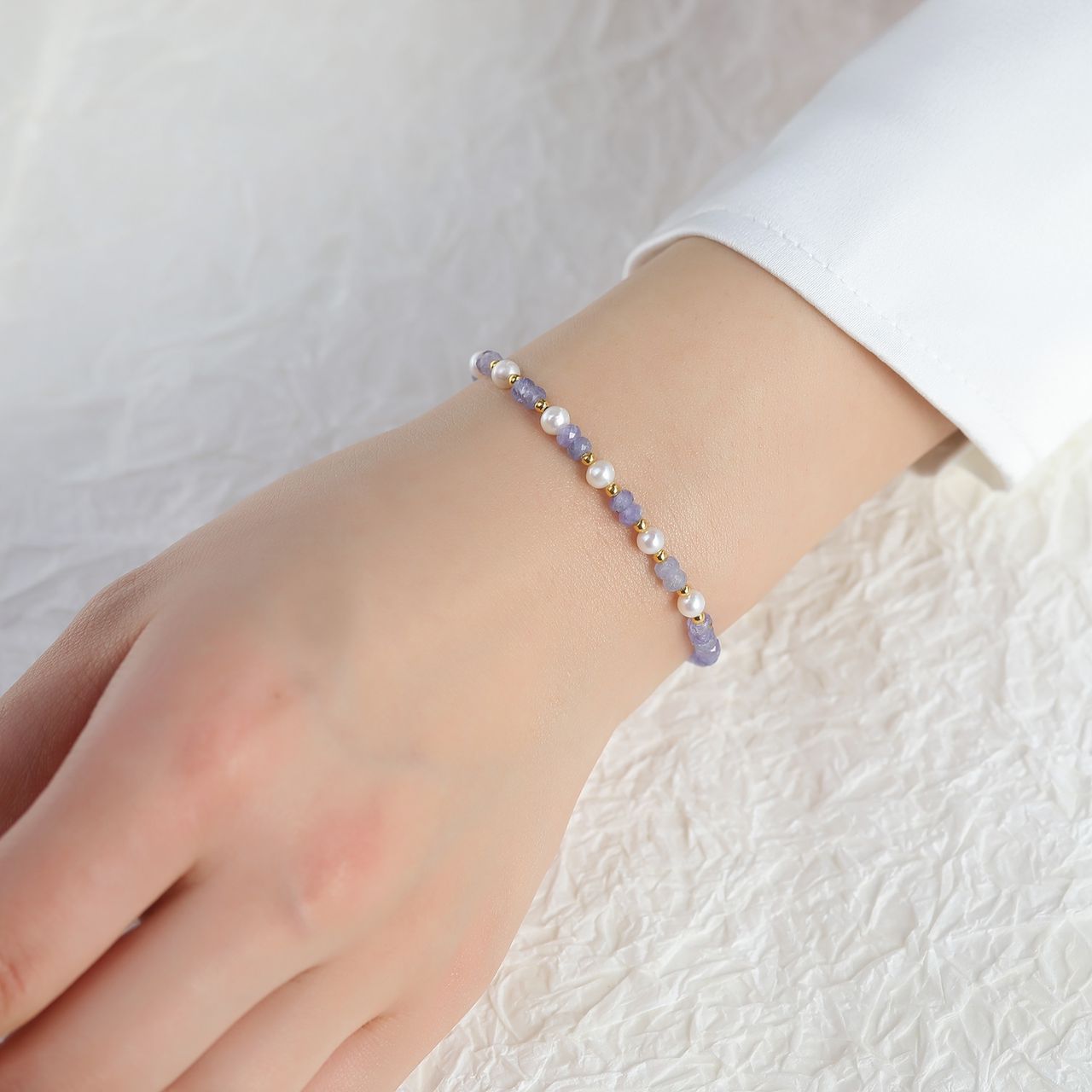 Pearly Care Band Tanzanite Bracelet