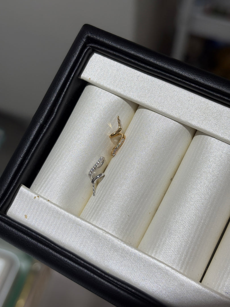 [18K Pendant] Twisty Pendant