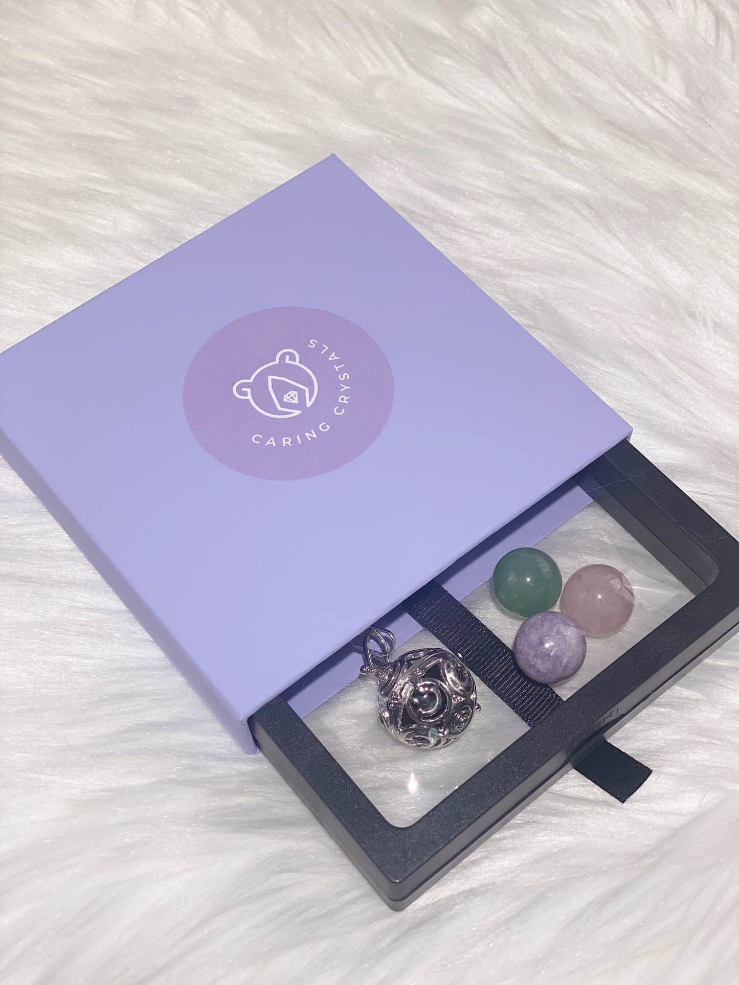 Locket and Bracelet Gift Box