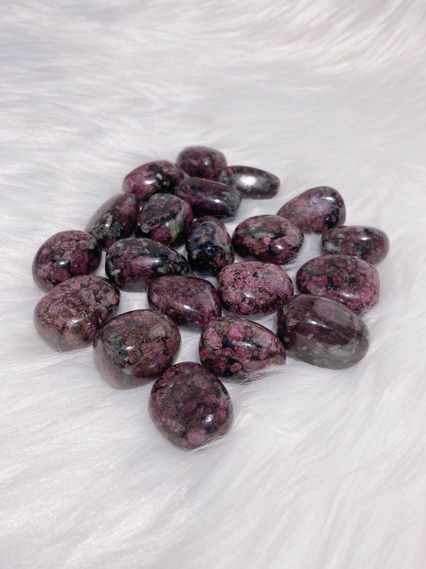 HQ Eudialyte Tumbled Stone